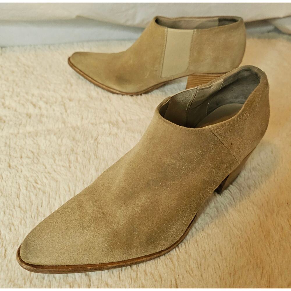 Vince Hamilton Boot Clay Bootie sz6.5M/36.5. Oatmeal Suede. Well loved. See Pics